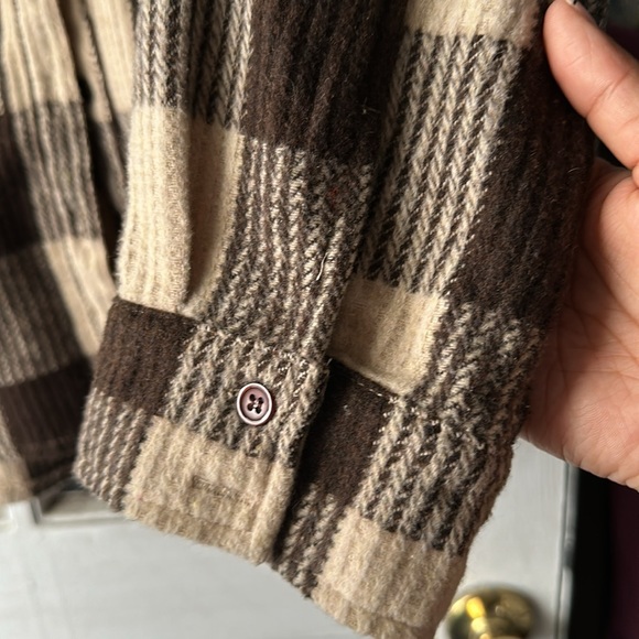 Brown thick flannel - Picture 4 of 5